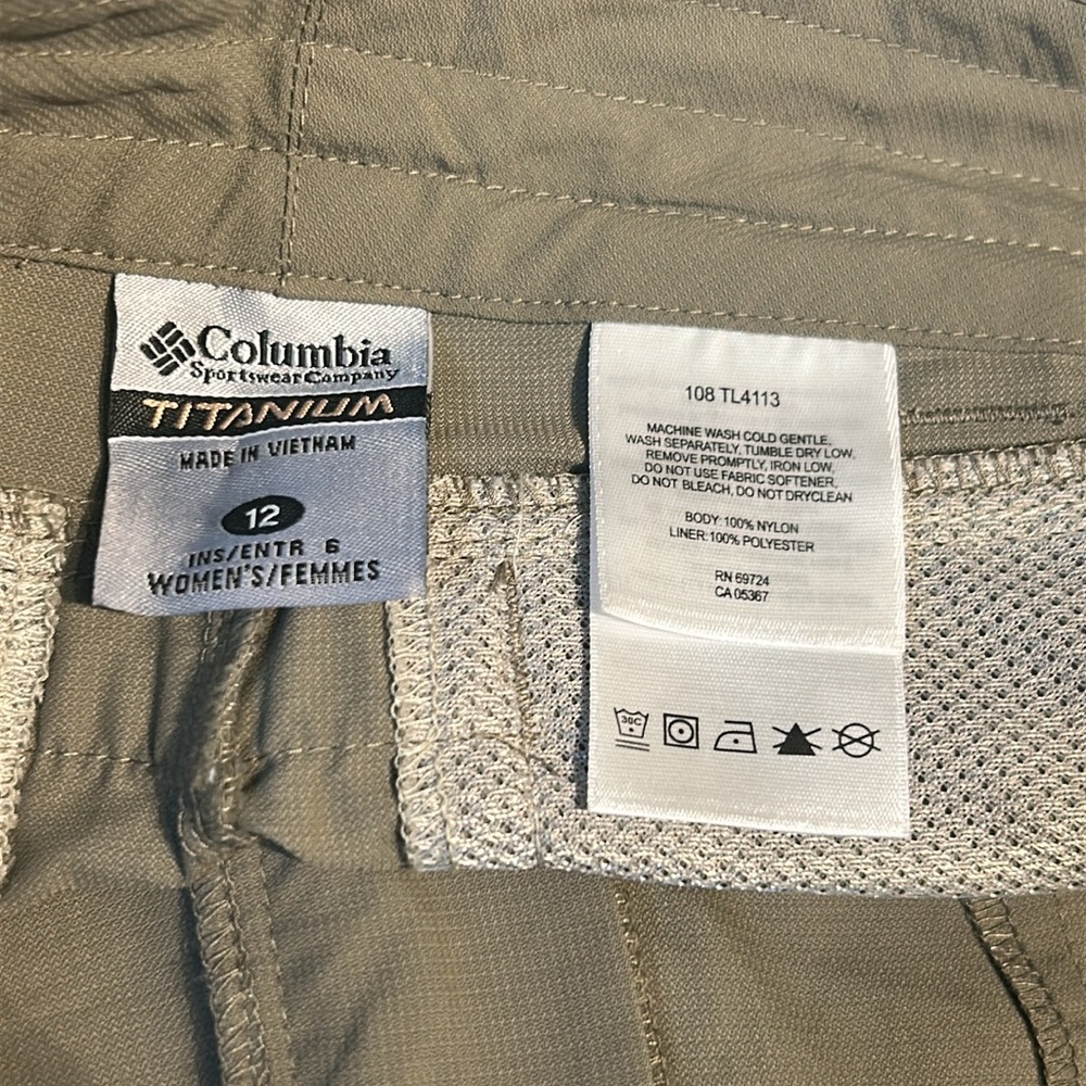 NWT Columbia Women's Shorts - Picture 6 of 9